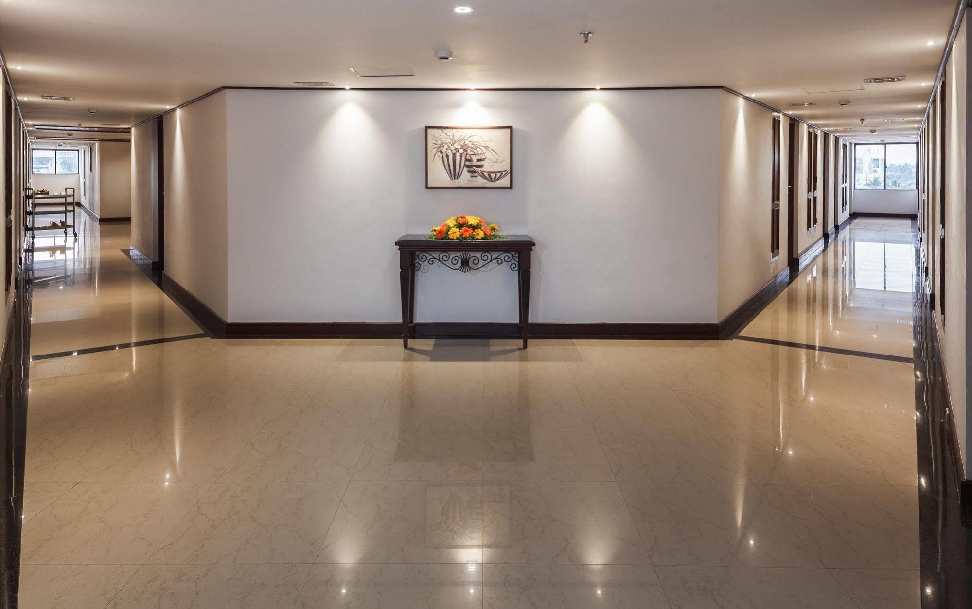 Keys Select By Lemon Tree Hotels, Malabar Gate, Kozhikode Exterior foto
